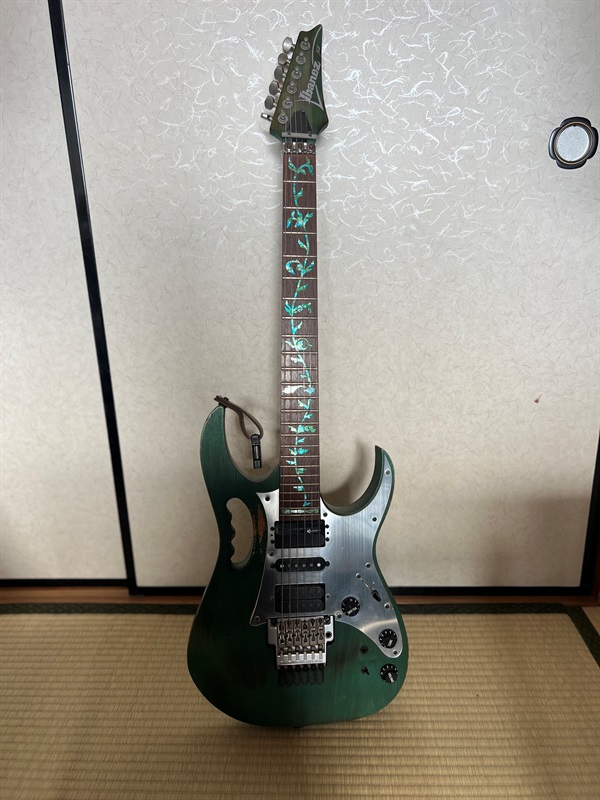Ibanez JEM7 SBSの画像